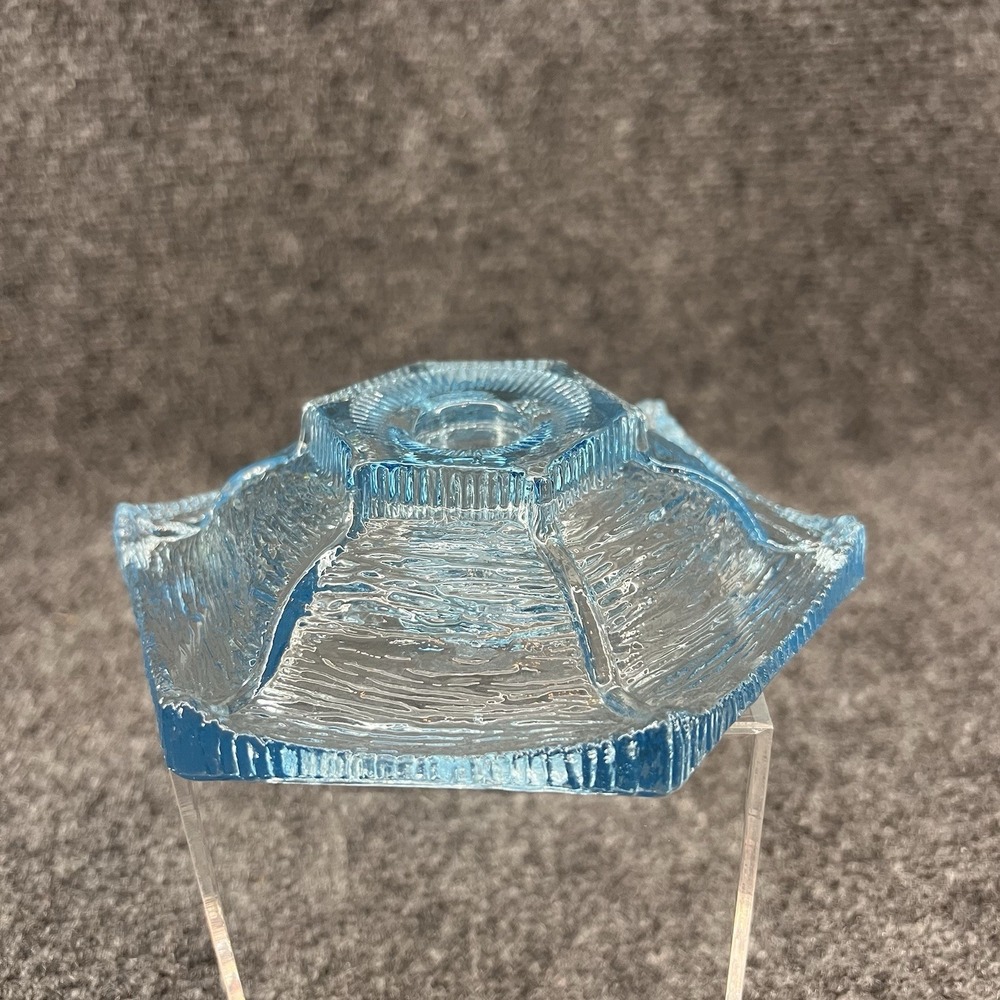 Vtg L.E. Smith Ice Blue Textured Pagoda Glass 6" Hexagon Taper Candle Holder